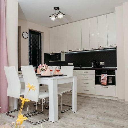 Rose Valley Apartment Kazanlŭk Exterior foto